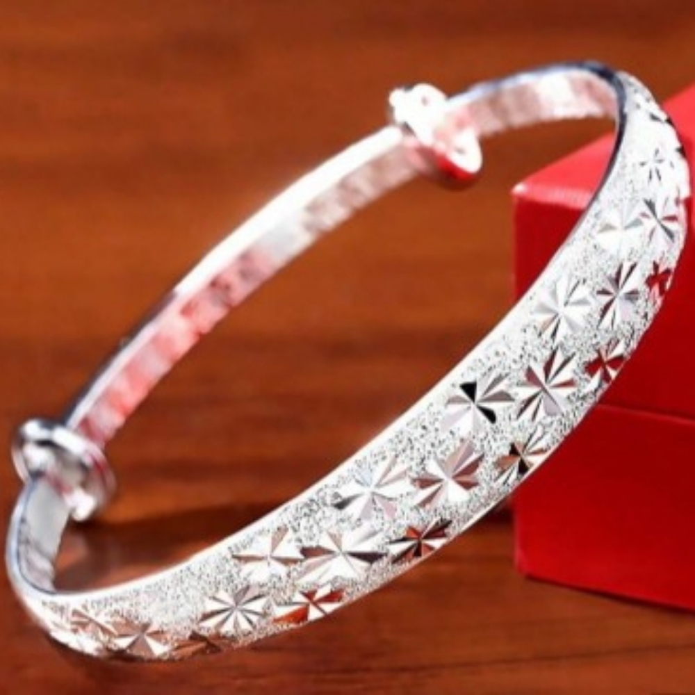 Sterling Silver 925 Patterned Star Design Bangle Bracelet - NEW